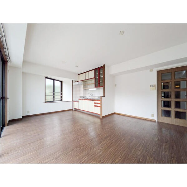 広いリビングです