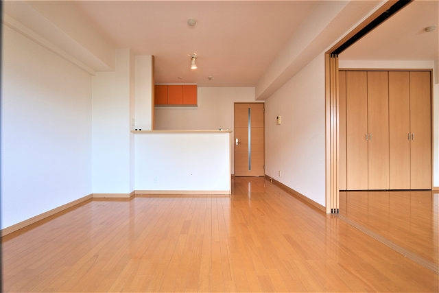 広々としたリビングでゆっくりお過ごし下さい