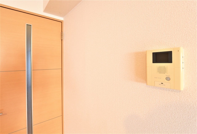 安心のオートロック、TVインターホン