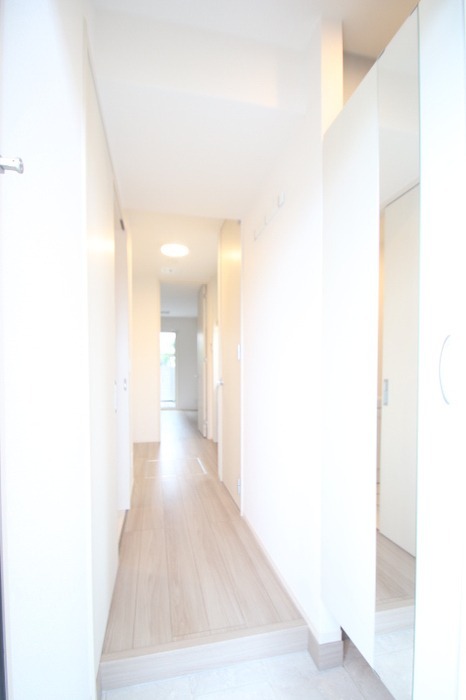 玄関はこんな感じです。