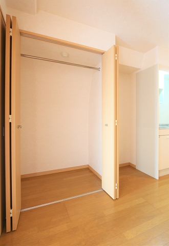 お洋服などはこちらに