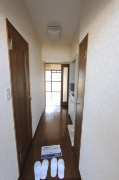 玄関も十分な広さです