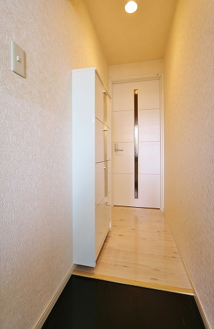 落ち着いた雰囲気の玄関です