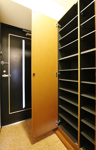 シューズボックス付きですね