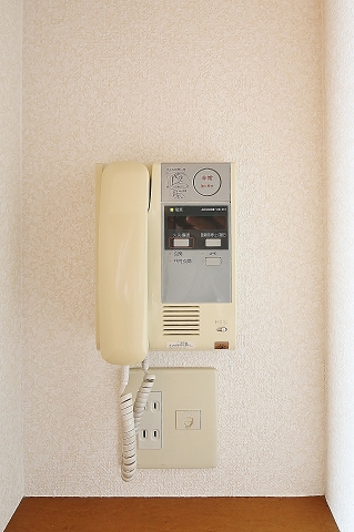 インターホン付きで誰が来たかすぐ分かります