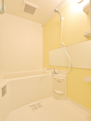 ゆったり湯船に浸かれますよ