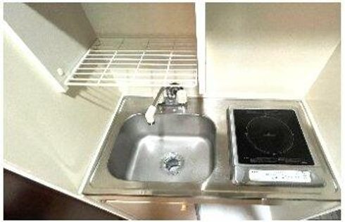 コンパクトなキッチンで省スペースです(^^)/