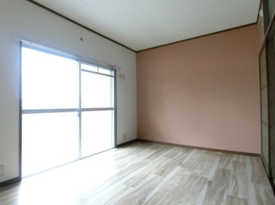 南向きで日当たり良好です