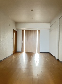 広々リビングでゆったりくつろげます