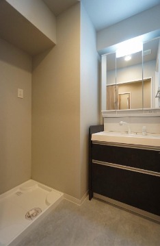 お出かけ前の身支度はこちらから