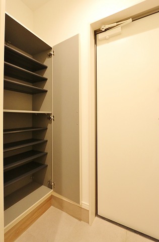 シューズボックスで玄関すっきり