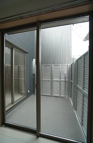 広々バルコニーで洗濯物もよく乾きそうですね