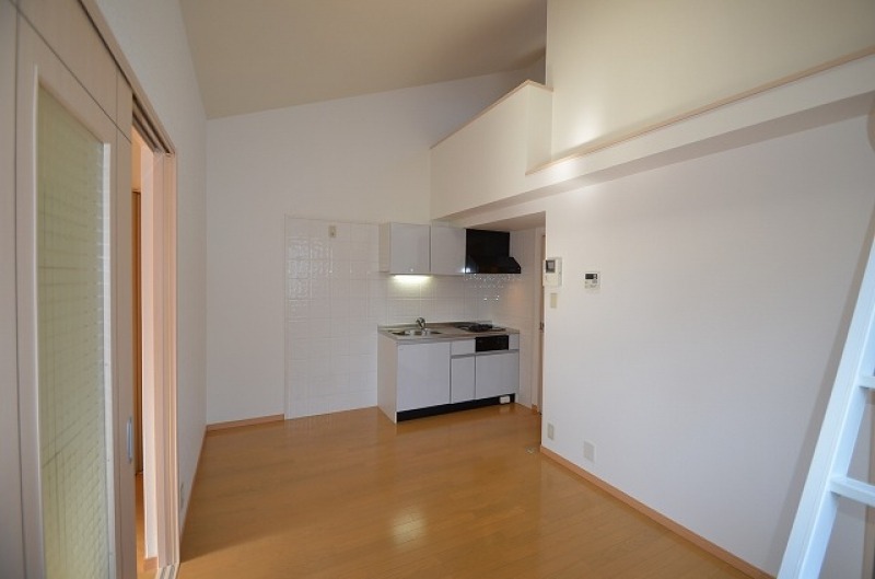 広々8帖越えのリビングです