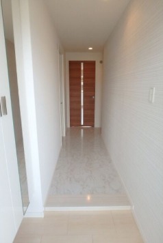 玄関も十分な広さです