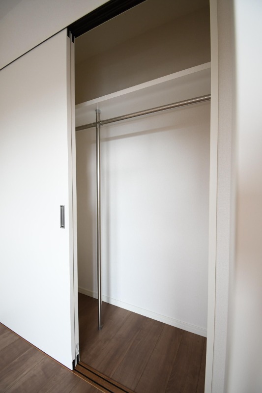 収納が二箇所あるので荷物多い方でも安心です