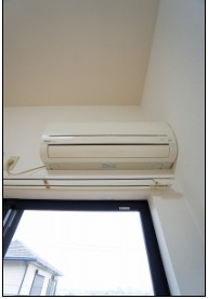 エアコン完備で年中快適に過ごせます