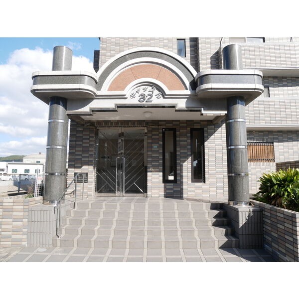 段差が浅い階段で便利ですね