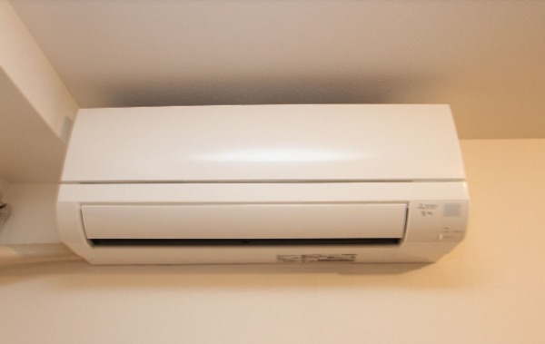 エアコン付きで年中快適に過ごせますね♪