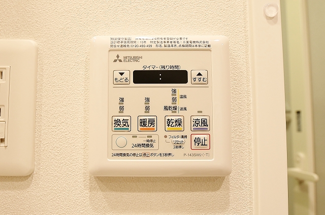 浴室乾燥機完備です