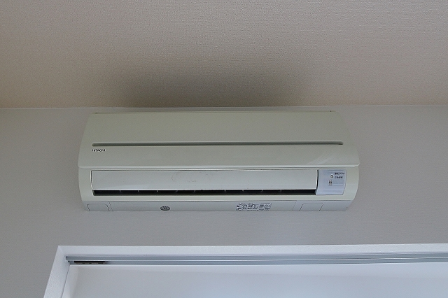 エアコン付きで快適に生活できます