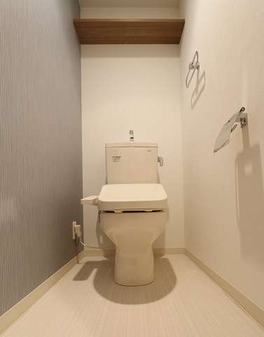 嬉しいウォシュレット付きです