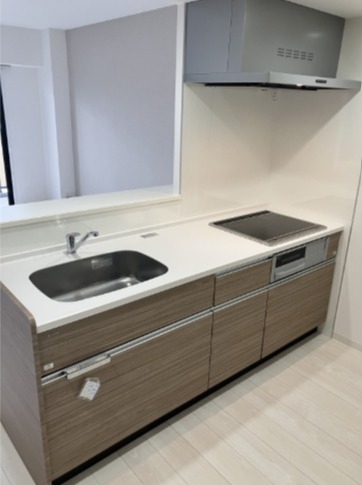 IHコンロでグリルもついているので料理がはかどりそうですね