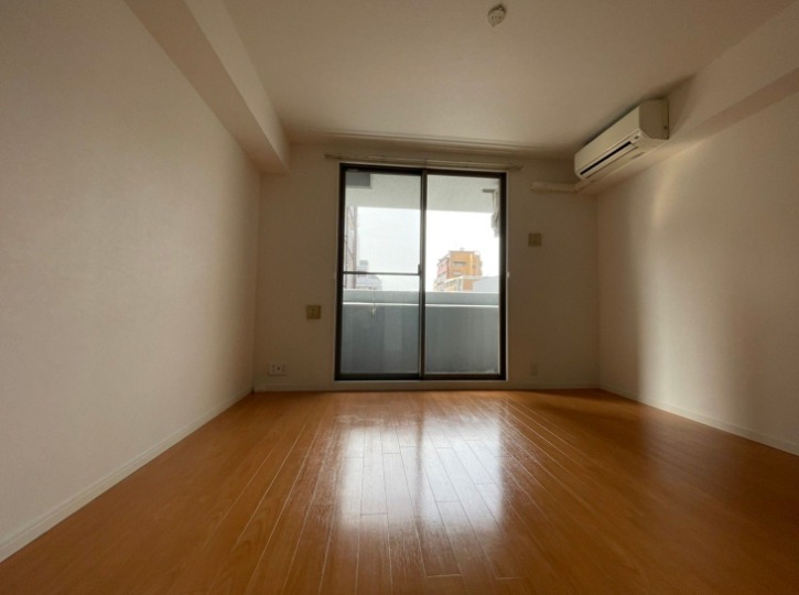 単身者向けにはちょうど良い広さのリビングですね