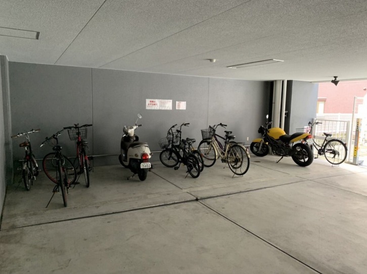 敷地内に駐輪場完備★
