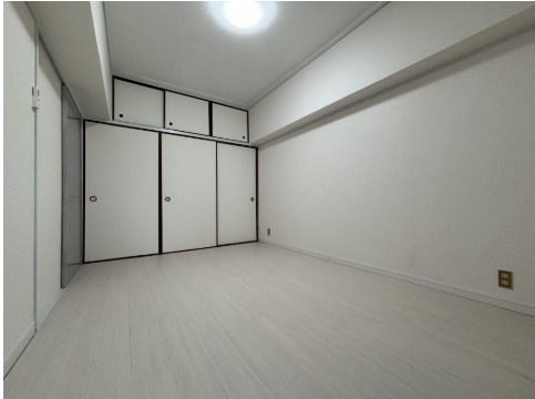 明るいお部屋で気分も上がりますね