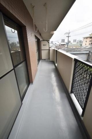 広々としたバルコニーです