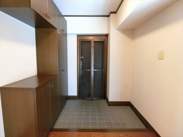 玄関はこんな感じです。