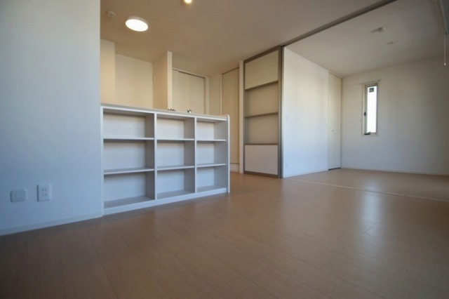 広々リビングでゆったりくつろげます