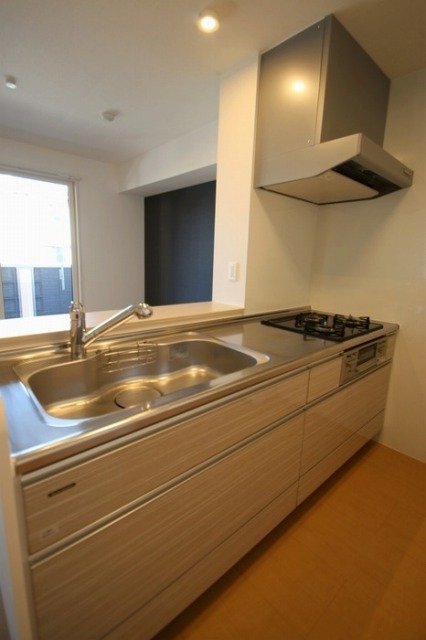 人気のカウンターキッチンです