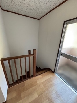 階段にはご注意を