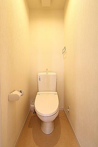 ウォシュレット完備です。