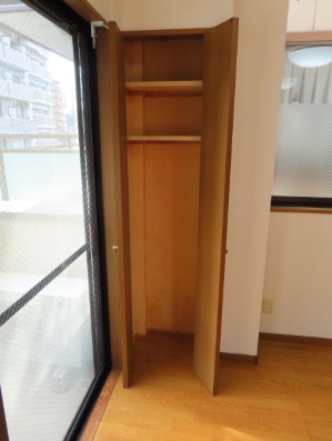 お洋服が多い方でも安心の収納力