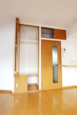 お荷物はこちらへ。