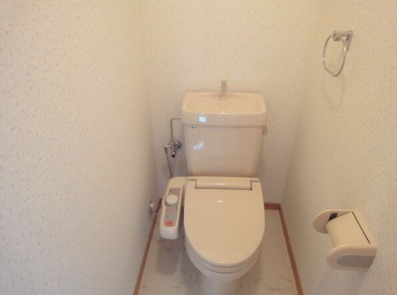 温水洗浄便座付きです