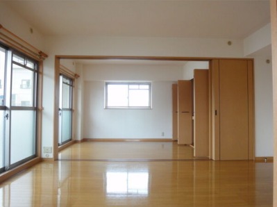 こちらは寝室にいかがでしょうか