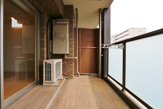 広々としたバルコニーですね