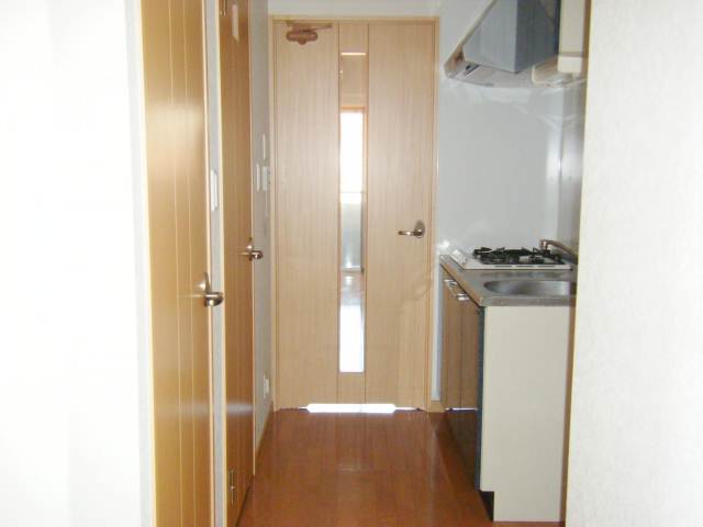 薬院大通駅まで徒歩3分。