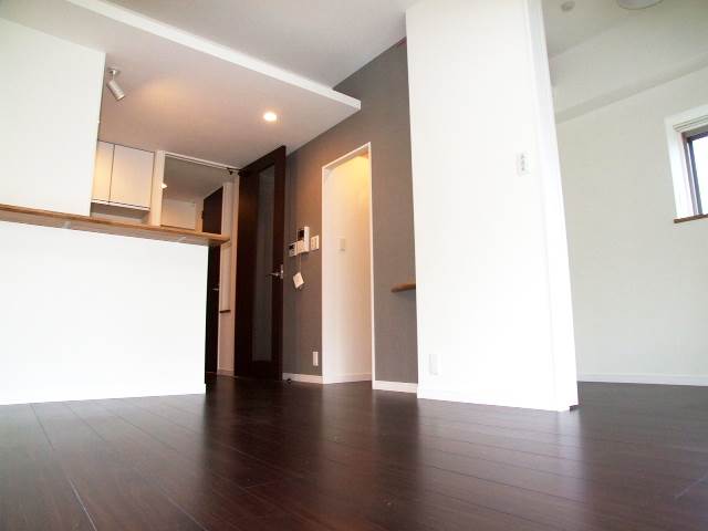 広々リビングでゆったりくつろげます