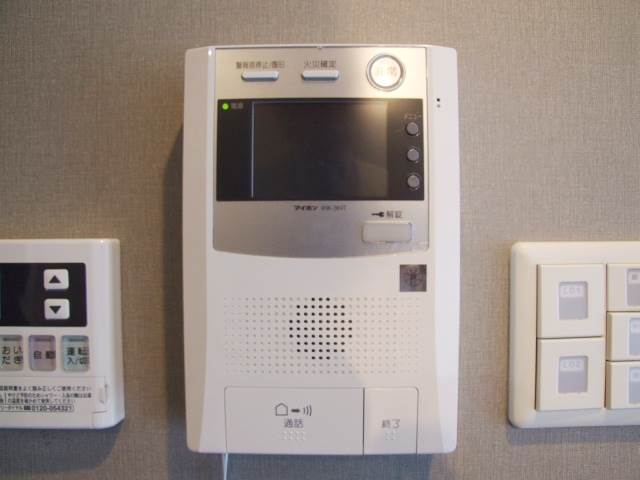 安心のモニターフォンです