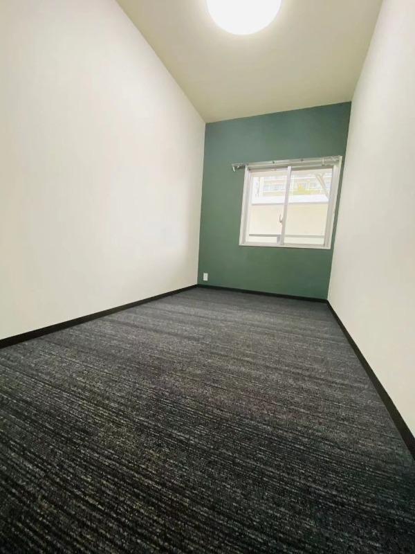 こちら寝室にいかがでしょうか？