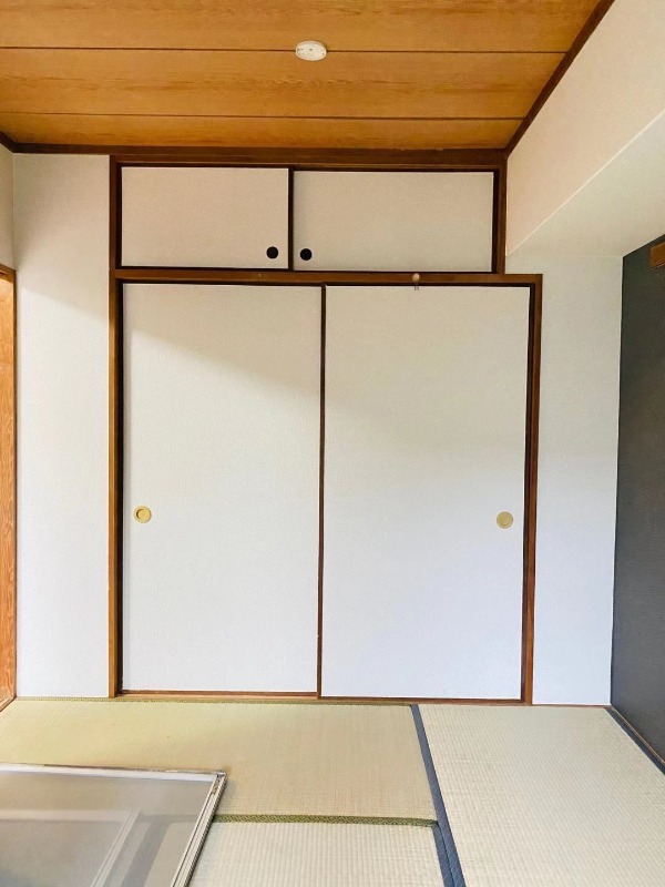 和室の押し入れは沢山入ります