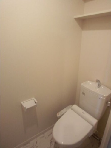 清潔感のあるトイレです