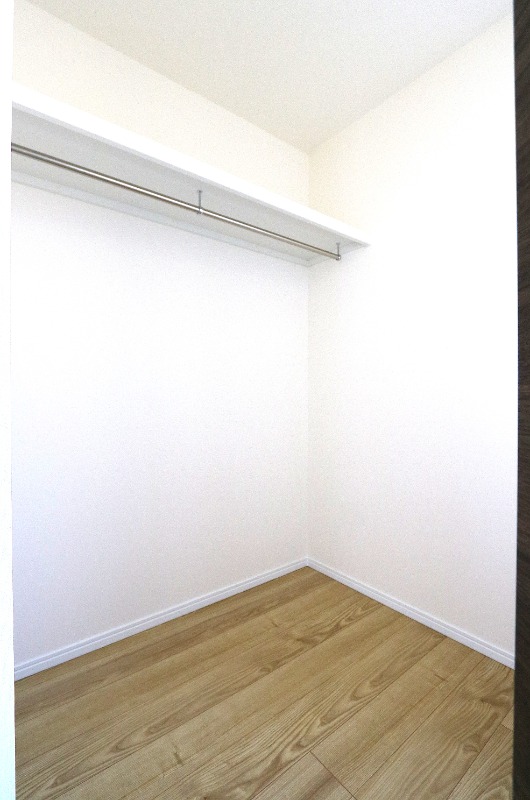 大容量のウォークインクローゼット付きです