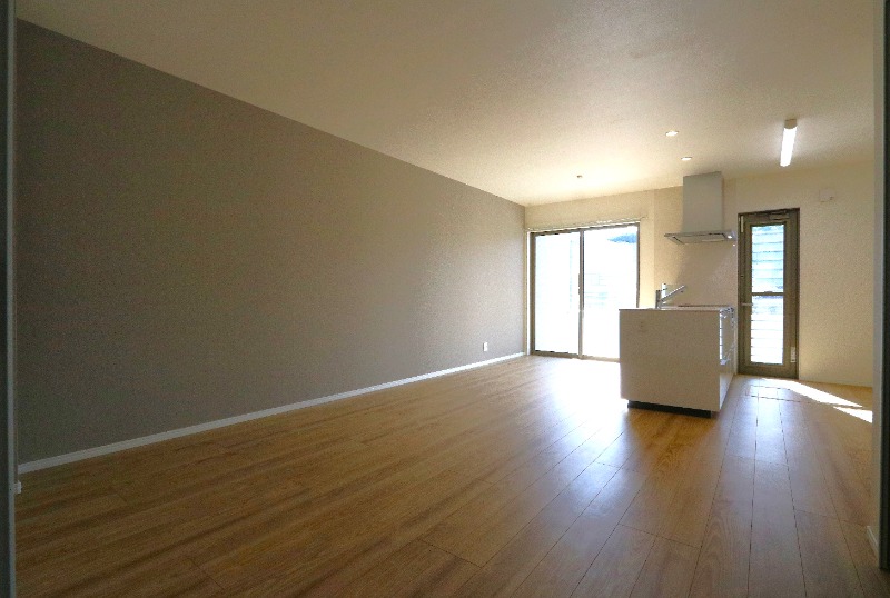 16帖で開放感のあるリビングです