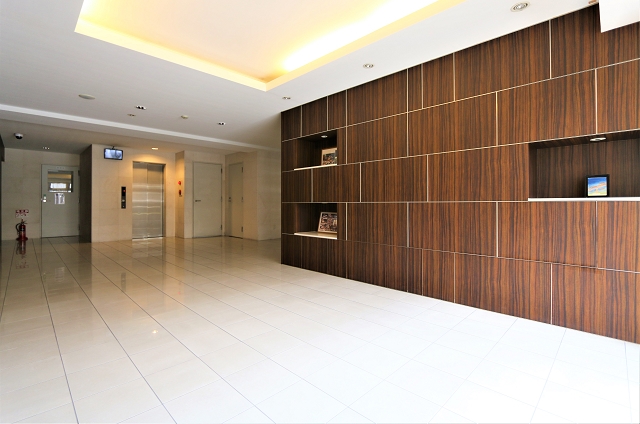 デザイナーズならではのロビーです