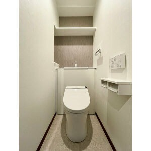 温水洗浄便座付きです